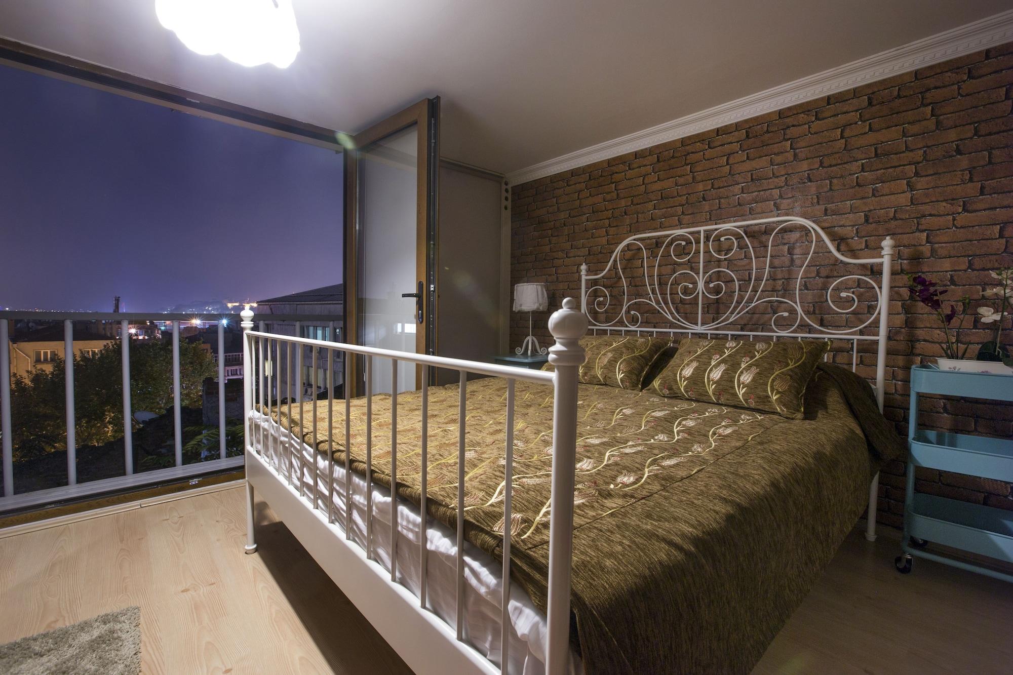 Golden Galata Aparthotel Istanbul Exterior photo